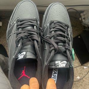 Travis Scott Black Phantom